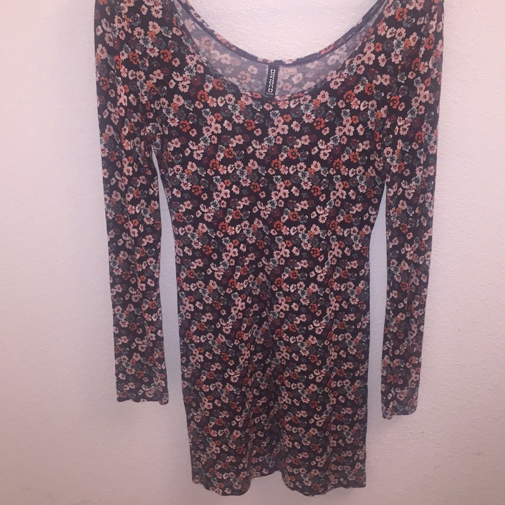 Long sleeve floral dress with scoop neck size 8
